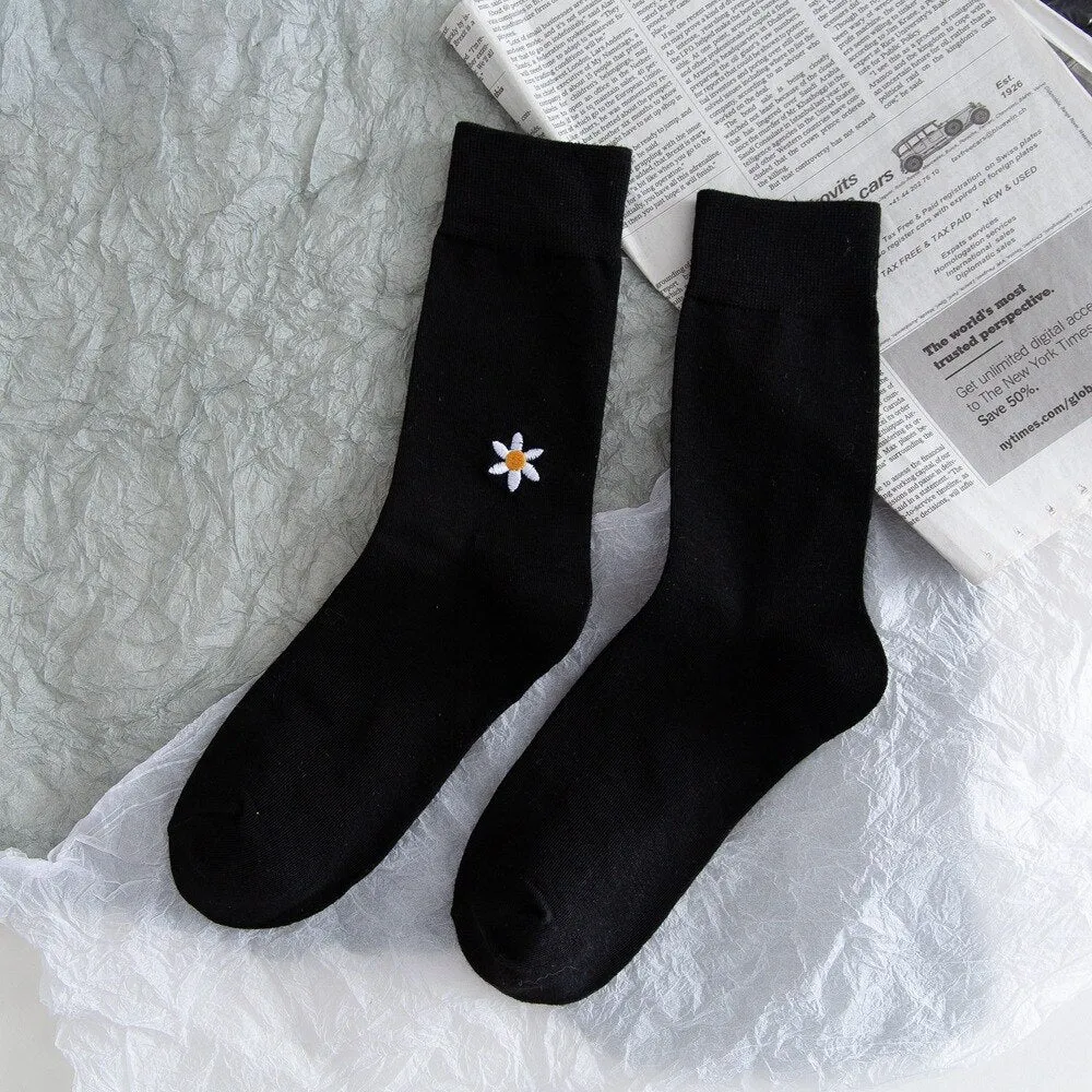 Casual Socks With Embroidery