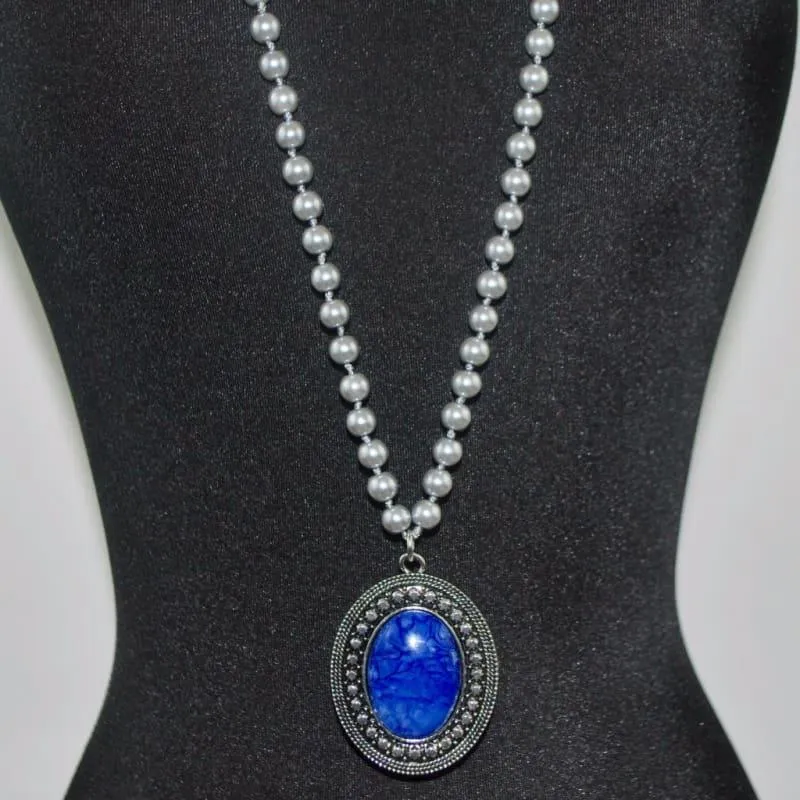 Moon Pendant Pink Glass Beaded Women's Necklace
